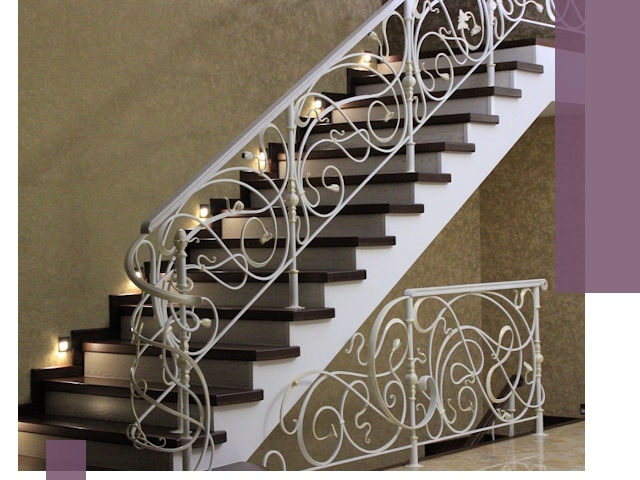 Кованые лестницы под ключ в Истре — изготовление и монтаж