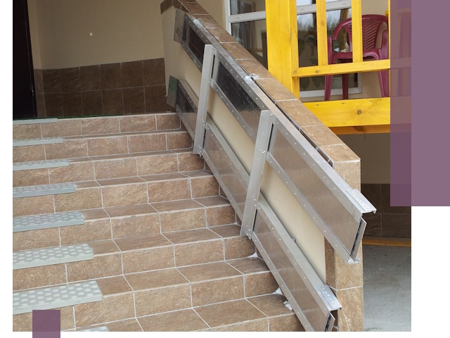 Откидные пандусы под ключ в Истре — монтаж и демонтаж