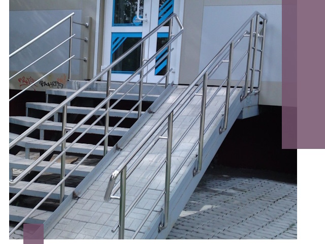 Пандус на крыльцо под ключ в Истре: монтаж и изготовление