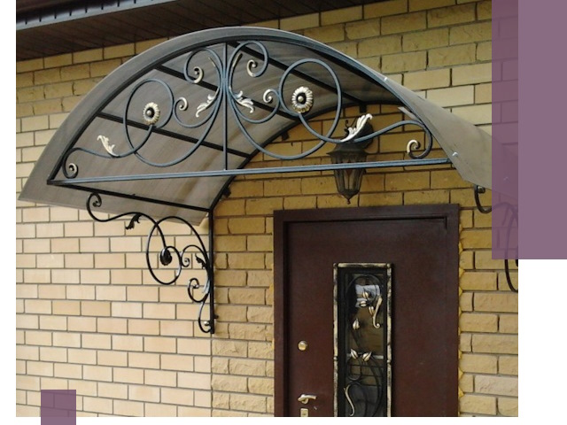 Изготовление козырьков из металла под ключ в Истре