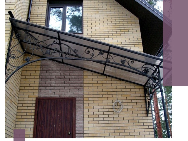 Односкатные козырьки из металла под ключ в Истре