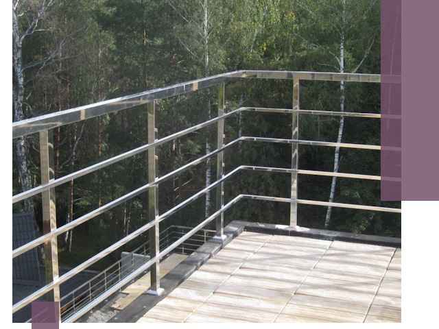 Парапеты из нержавеющей стали в Истре — изготовление и монтаж