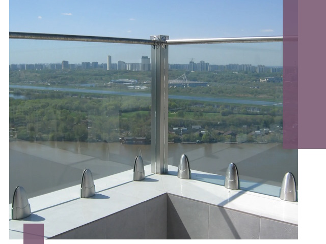 Стеклянные парапеты премиум класса в Истре для домов и бизнесов