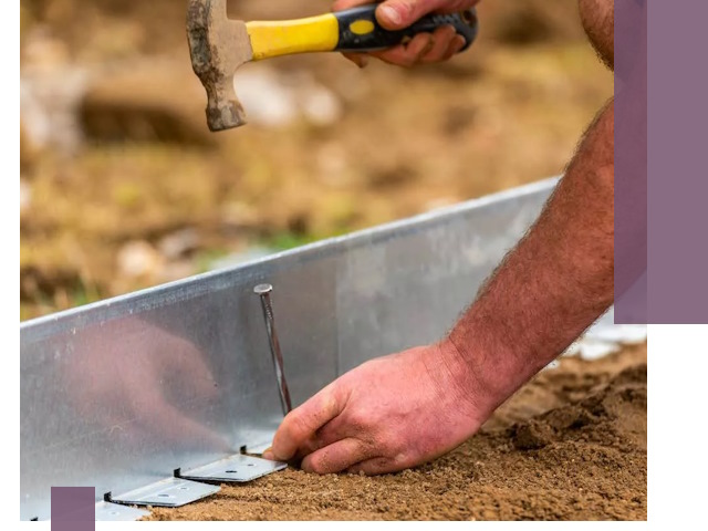 Монтаж металлических бордюров в Истре быстро и качественно